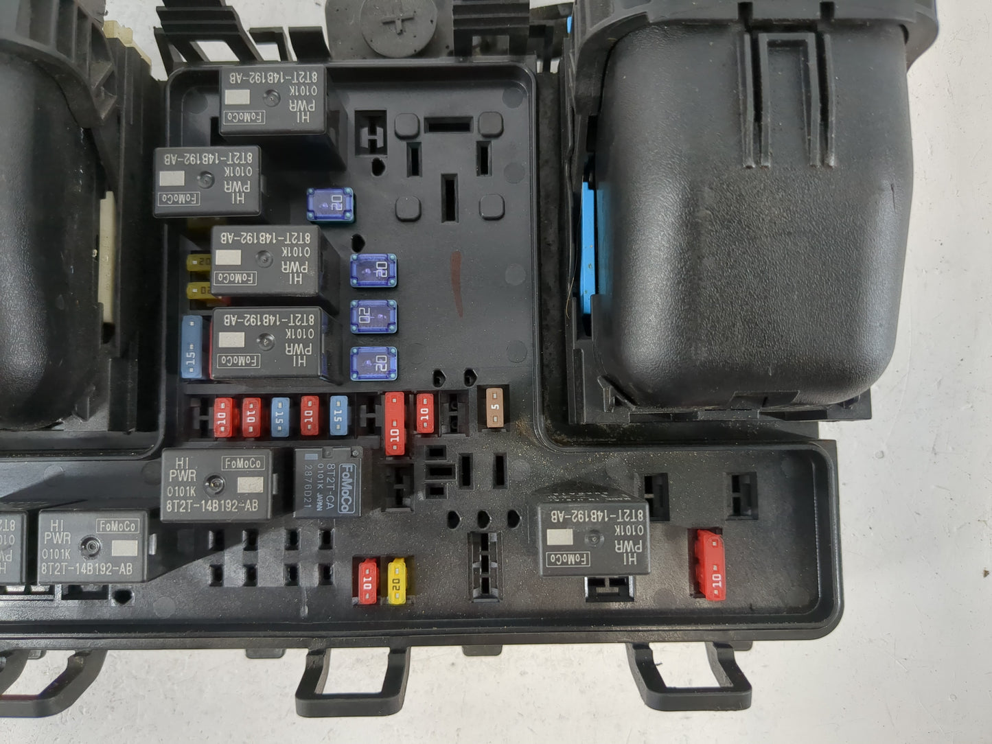 2017-2020 Ford Fusion Fusebox Fuse Box Panel Relay Module P/N:HG9T 14D068 AC Fits Fits 2017 2018 2019 2020 OEM Used Auto Par