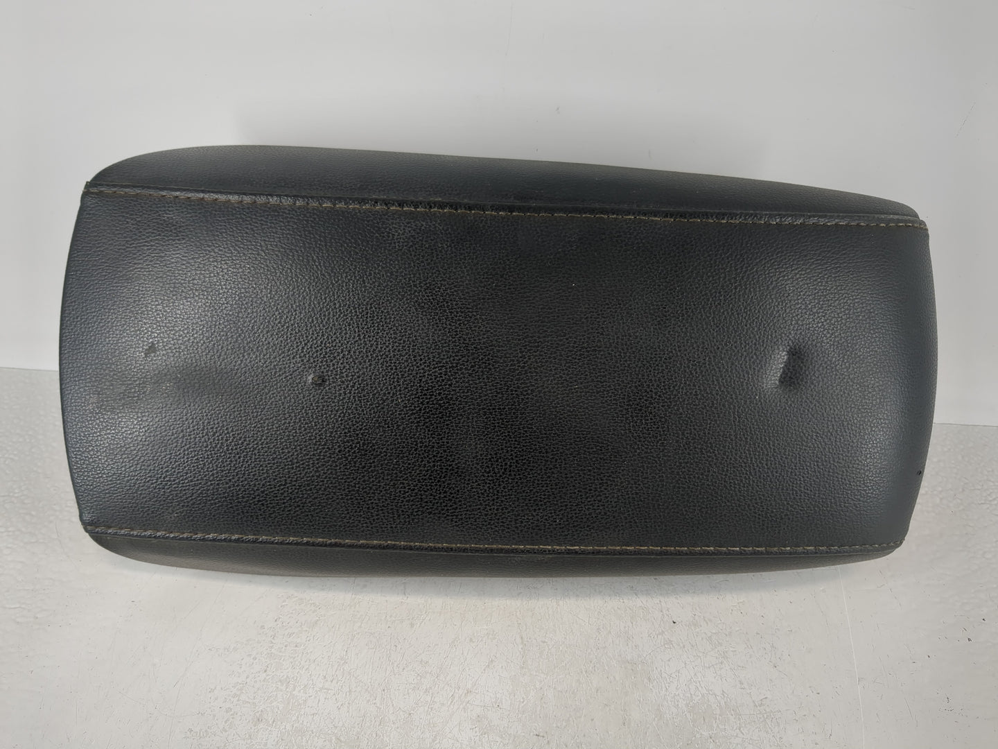 2017-2020 Ford Fusion Center Console Armrest Cover Lid Fits Fits 2017 2018 2019 2020 OEM Used Auto Parts - Oemusedautoparts1