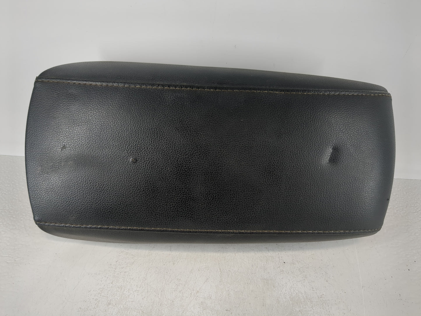 2017-2020 Ford Fusion Center Console Armrest Cover Lid Fits Fits 2017 2018 2019 2020 OEM Used Auto Parts - Oemusedautoparts1