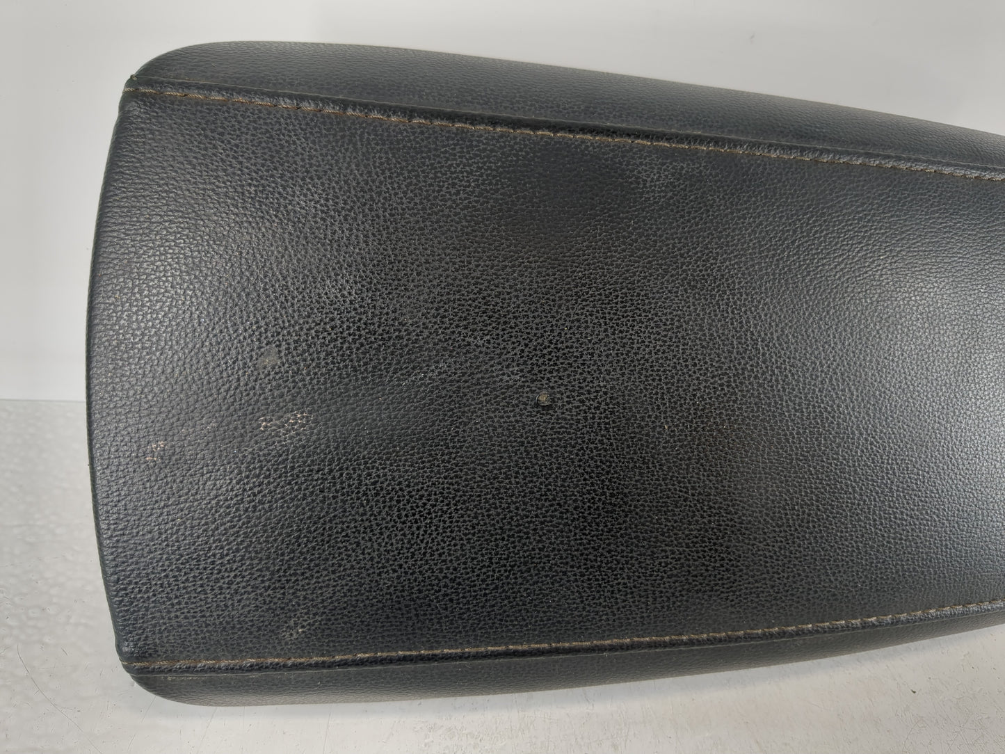 2017-2020 Ford Fusion Center Console Armrest Cover Lid Fits Fits 2017 2018 2019 2020 OEM Used Auto Parts - Oemusedautoparts1