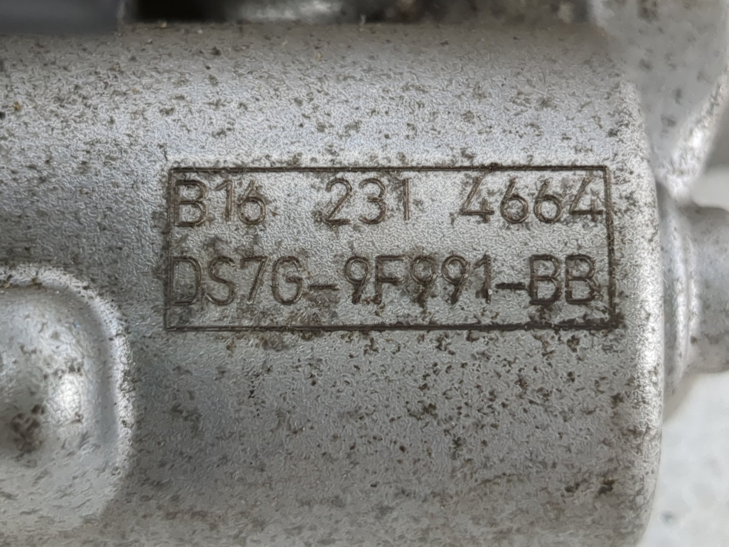 2014-2020 Ford Fusion Throttle Body P/N:DS7G-9F991-BB Fits Fits 2014 2015 2016 2017 2018 2019 2020 OEM Used Auto Parts - Oem