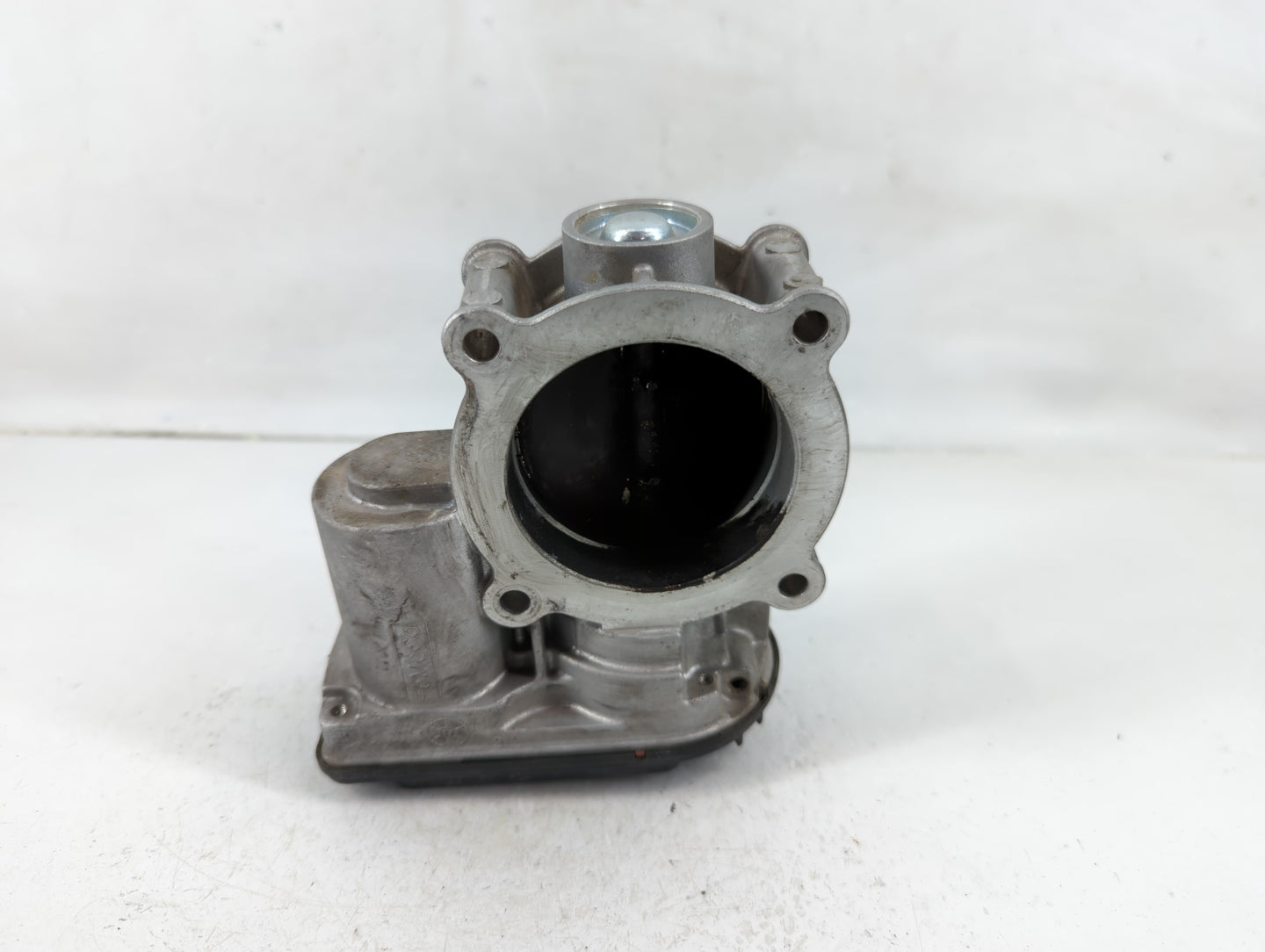 2013-2020 Ford Fusion Throttle Body P/N:2E1704B-0195 Fits Fits 2013 2014 2015 2016 2017 2018 2019 2020 2021 2022 OEM Used Au