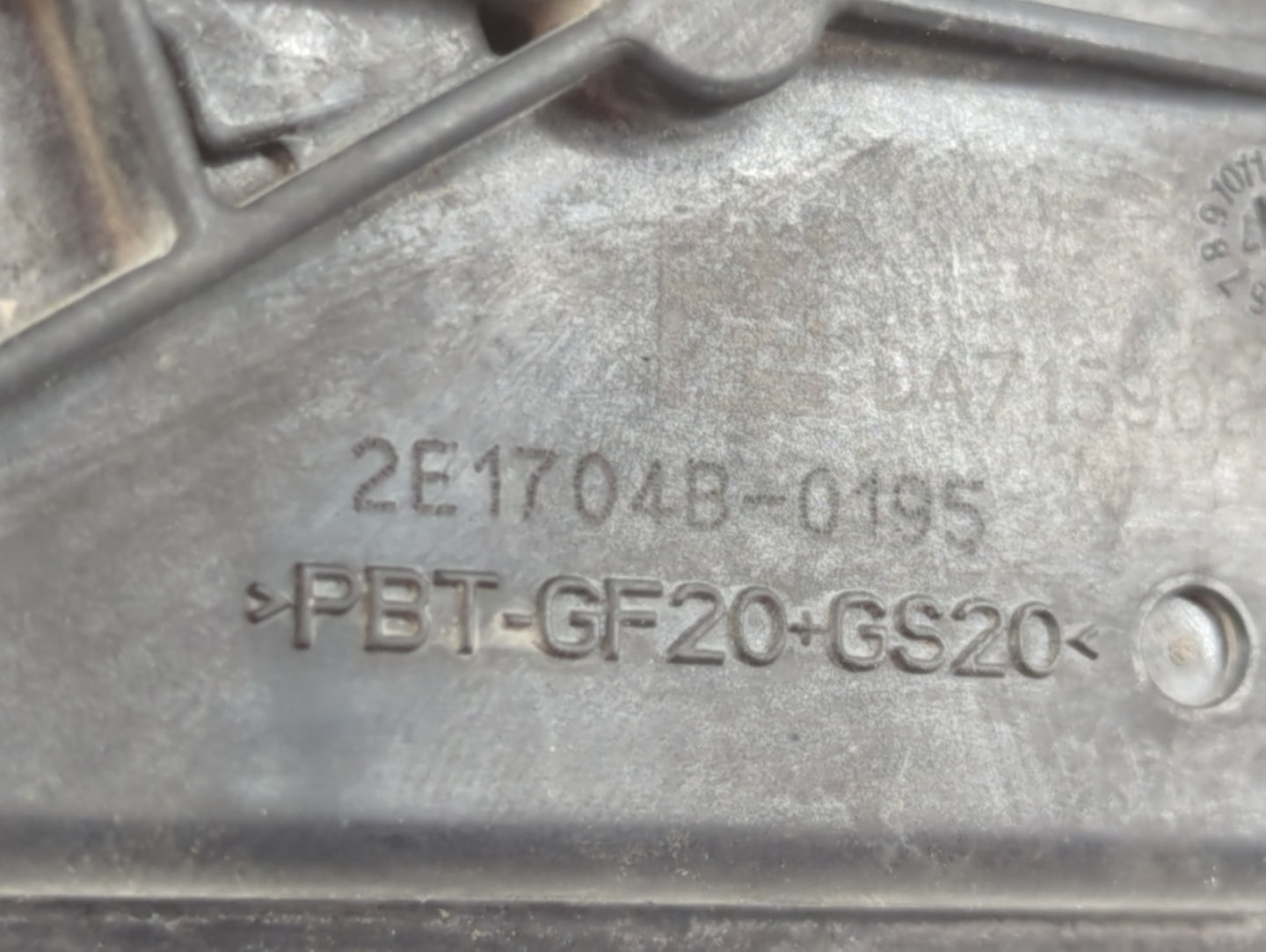 2013-2020 Ford Fusion Throttle Body P/N:2E1704B-0195 Fits Fits 2013 2014 2015 2016 2017 2018 2019 2020 2021 2022 OEM Used Au