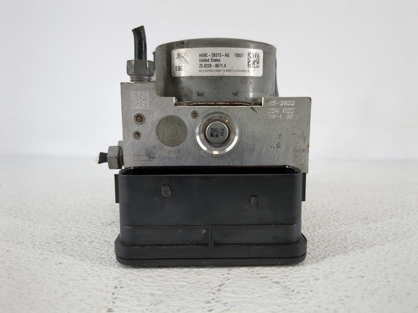 2017-2018 Ford Fusion ABS Pump Control Module Replacement P/N:HG9C-2B373-AG Fits Fits 2017 2018 OEM Used Auto Parts - Oemuse