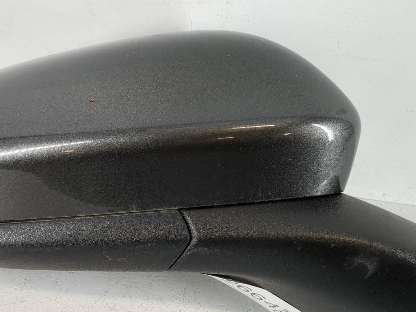 2016-2020 Ford Fusion Passenger Side View Mirror - Right Door Mirror OEM Used - Oemusedautoparts1.com