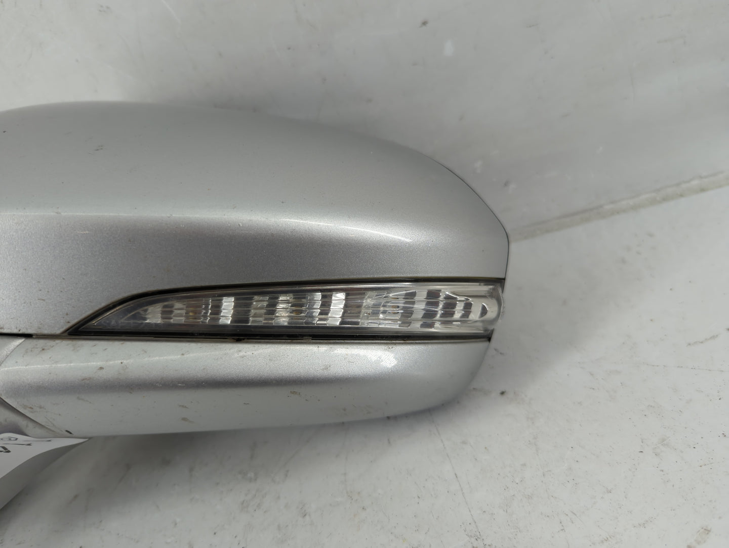 2015-2017 Ford Fusion Driver Side View Mirror - Left Door Mirror OEM Used - Oemusedautoparts1.com