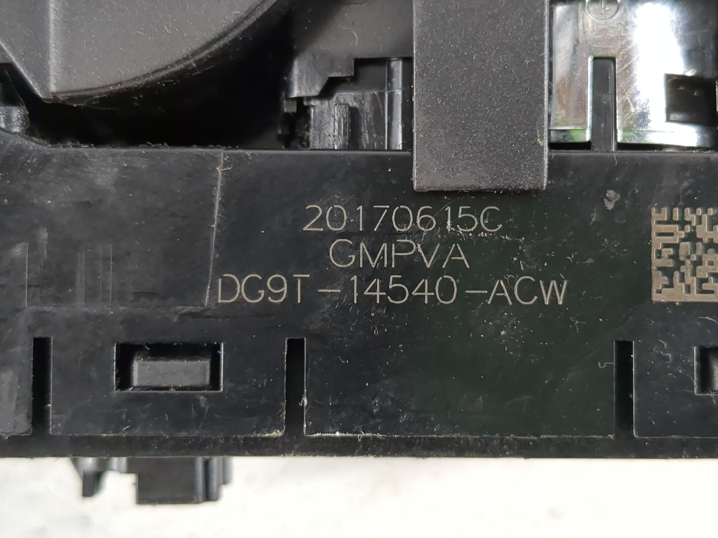 2013-2020 Ford Fusion Master Power Window Switch Replacement Driver Side Left P/N:DG9T-14540-ACW Fits OEM Used Auto Parts - 