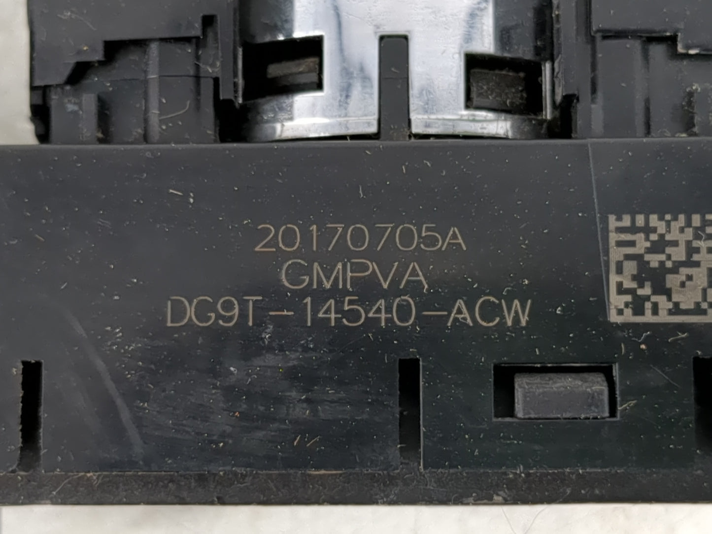 2013-2020 Ford Fusion Master Power Window Switch Replacement Driver Side Left P/N:DG9T-14540-ACW Fits OEM Used Auto Parts - 