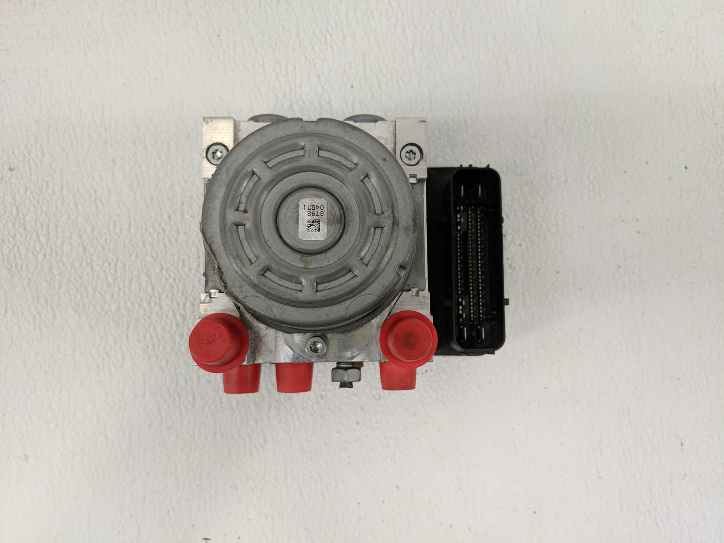 2017-2018 Ford Fusion ABS Pump Control Module Replacement P/N:HG9C-2C219-AH Fits Fits 2017 2018 OEM Used Auto Parts - Oemuse