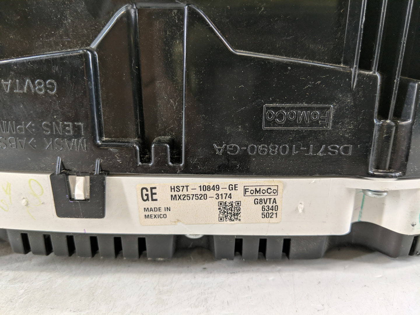 2017 Ford Fusion Instrument Cluster Speedometer Gauges P/N:HS7T-10849-GE HS7T-10849-MF Fits OEM Used Auto Parts - Oemusedaut