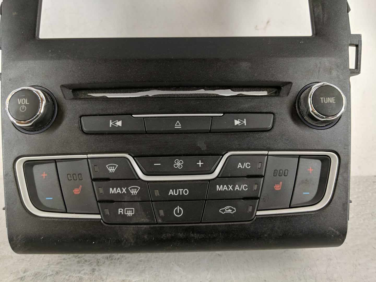 2017-2017 Ford Fusion Radio Control Panel - Oemusedautoparts1.com
