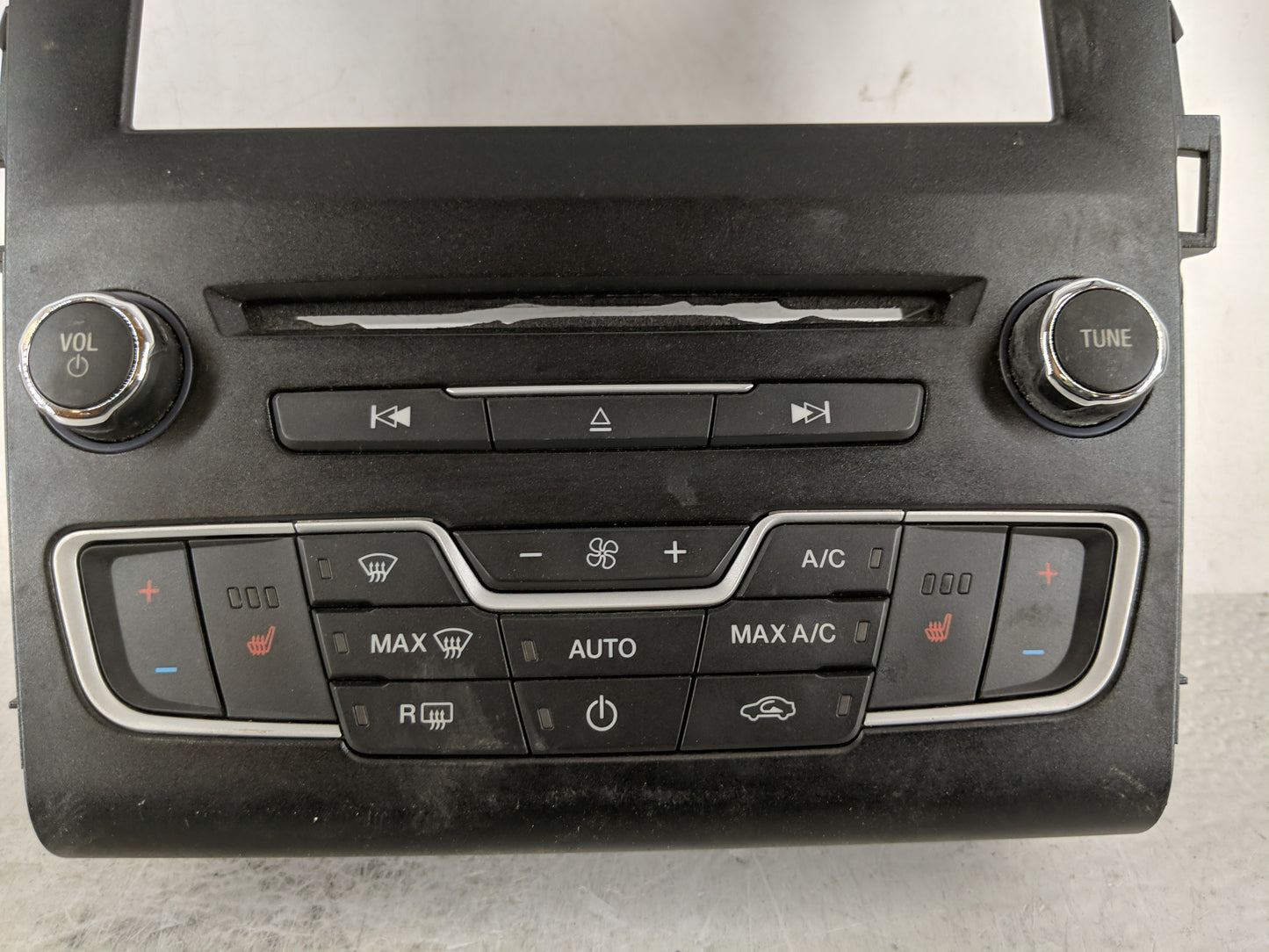 2017-2017 Ford Fusion Radio Control Panel - Oemusedautoparts1.com