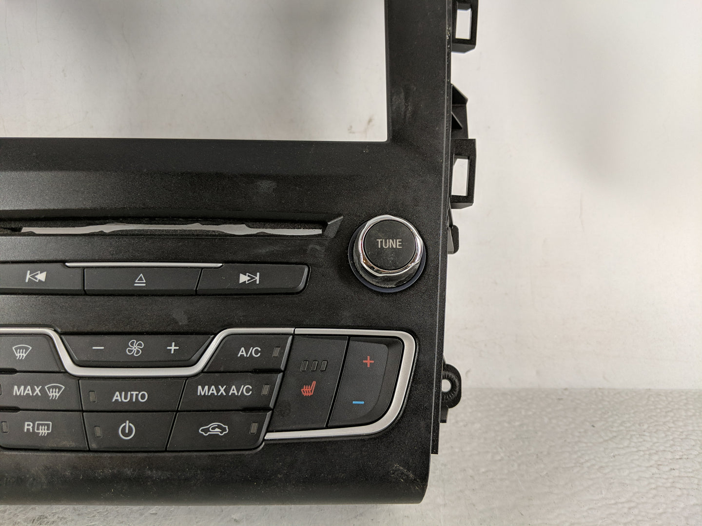 2017-2017 Ford Fusion Radio Control Panel - Oemusedautoparts1.com