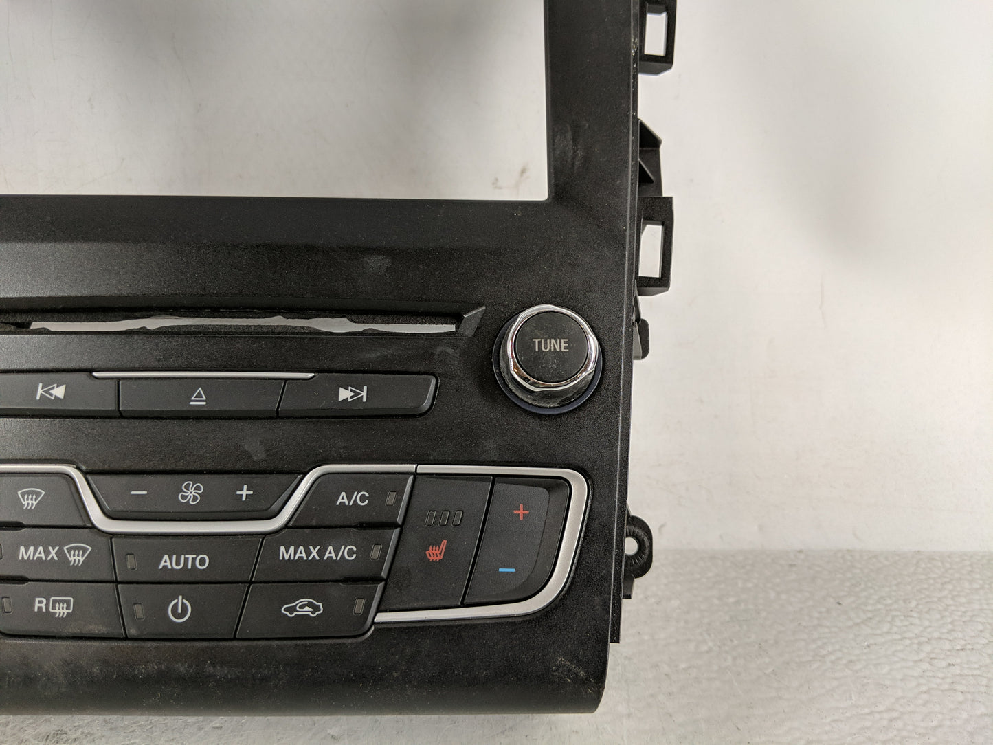 2017-2017 Ford Fusion Radio Control Panel - Oemusedautoparts1.com