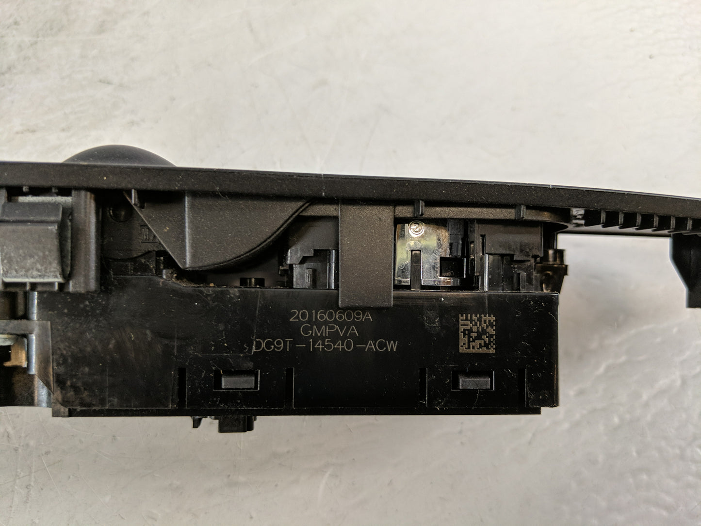 2013-2020 Ford Fusion Master Power Window Switch Replacement Driver Side Left P/N:DG9T-14540-ACW 20160609A Fits OEM Used Aut