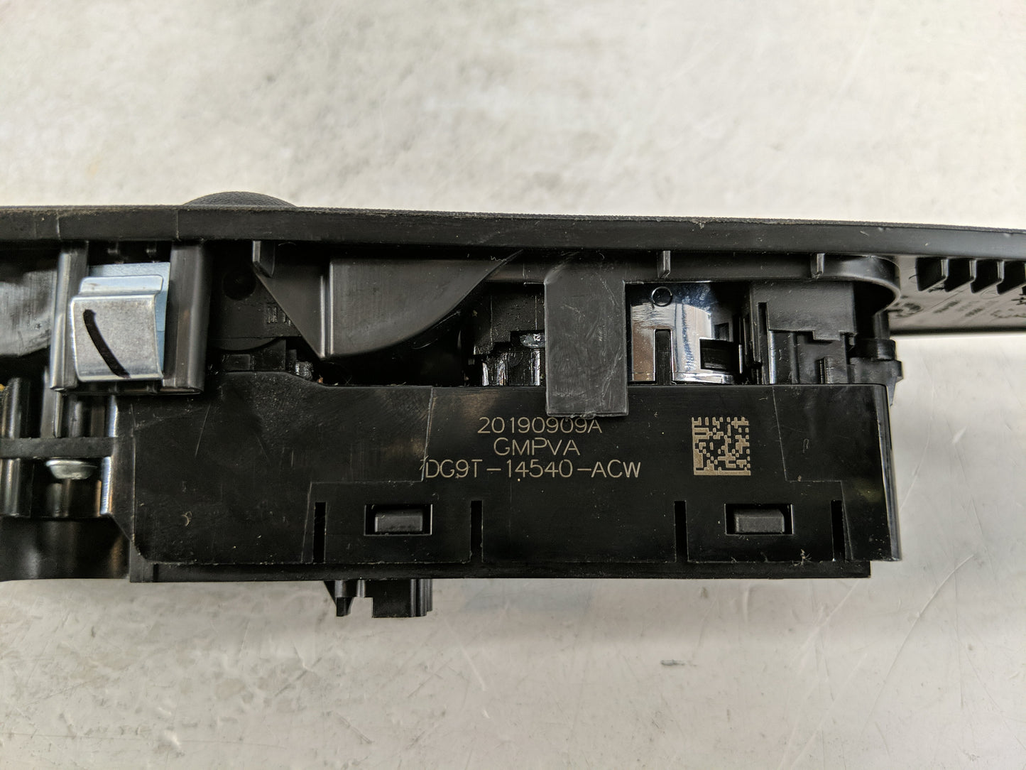 2013-2020 Ford Fusion Master Power Window Switch Replacement Driver Side Left P/N:DG9T-14540-ACW Fits OEM Used Auto Parts - 