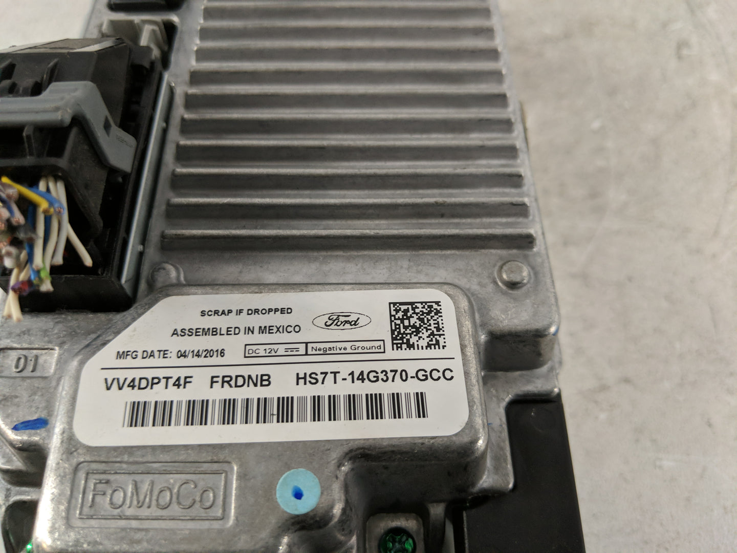 2017-2020 Ford Fusion Information Display Screen - Oemusedautoparts1.com