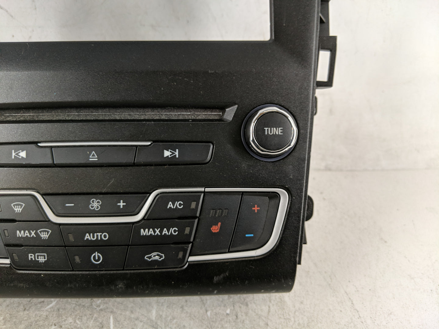 2016-2020 Ford Fusion Radio AM FM Cd Player Receiver Replacement P/N:HS7T-18E245-AHA Fits Fits 2016 2017 2018 2019 2020 OEM 