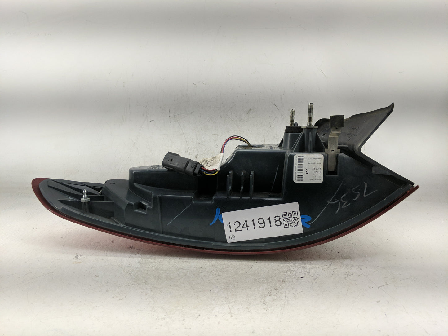 2017-2020 Ford Fusion Tail Light Assembly Passenger Right OEM P/N:HS73-13404-AB Fits Fits 2017 2018 2019 2020 OEM Used Auto 