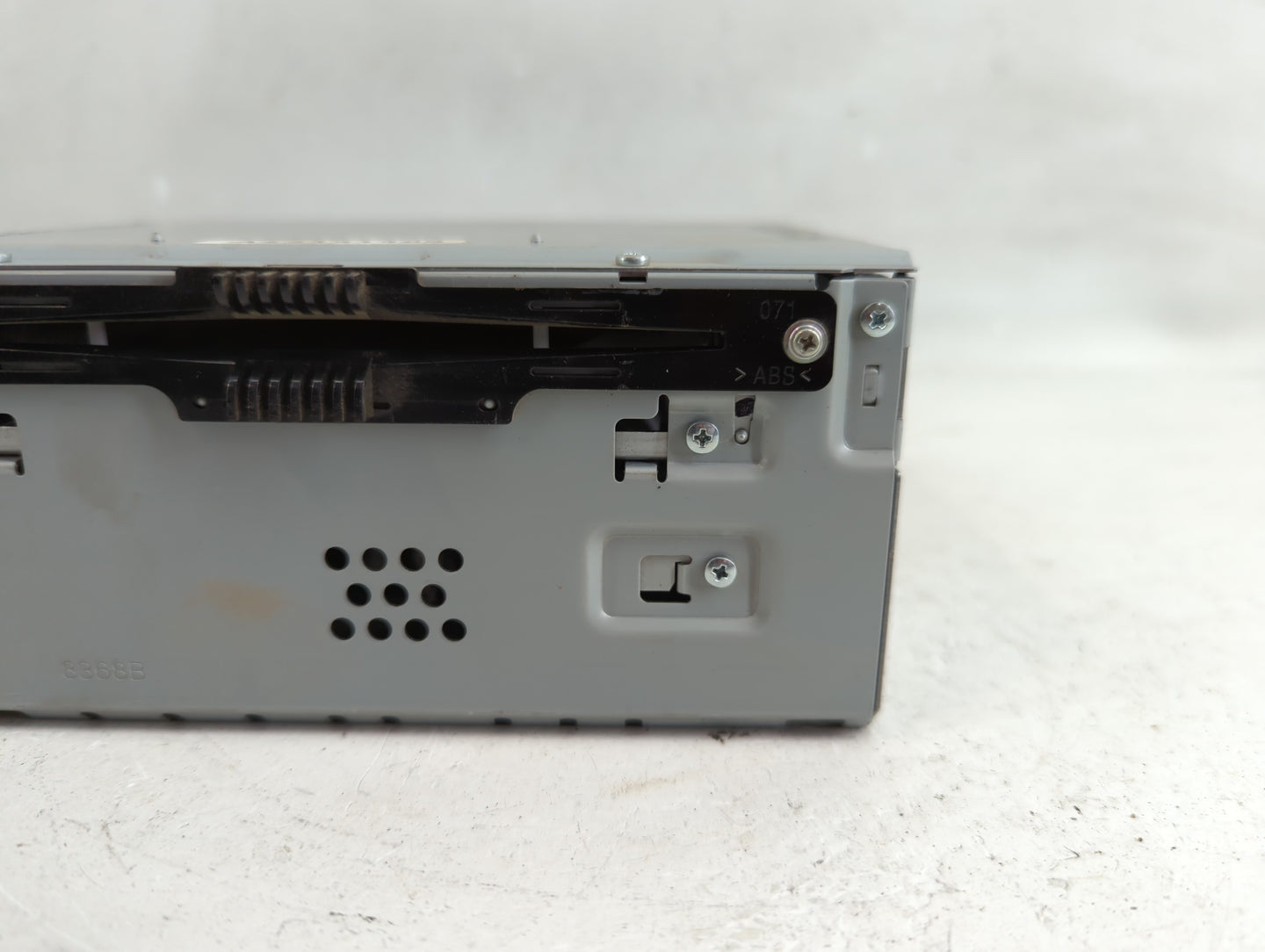 2017 Ford Fusion Radio AM FM Cd Player Receiver Replacement Fits OEM Used Auto Parts - Oemusedautoparts1.com
