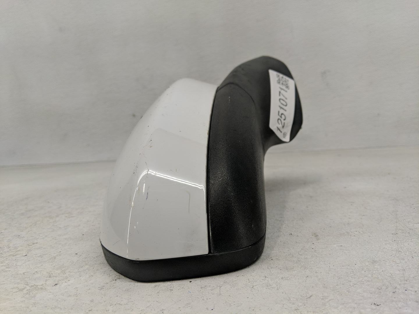 2016-2020 Ford Fusion Side Mirror Replacement Passenger Right View Door Mirror P/N:FS73-17682-AB54 Fits OEM Used Auto Parts 