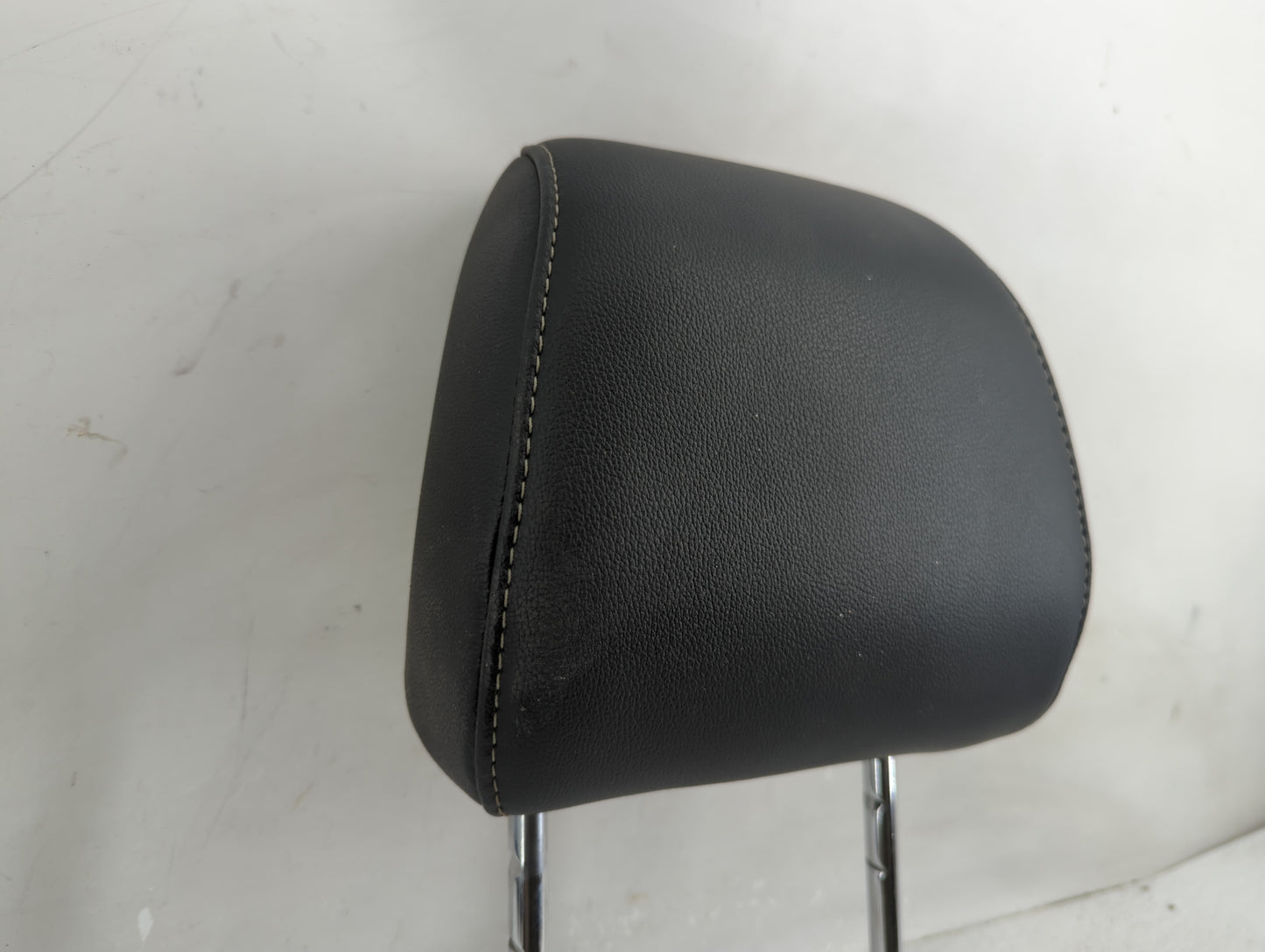 2017 Ford Fusion Headrest Head Rest Rear Seat Fits OEM Used Auto Parts - Oemusedautoparts1.com