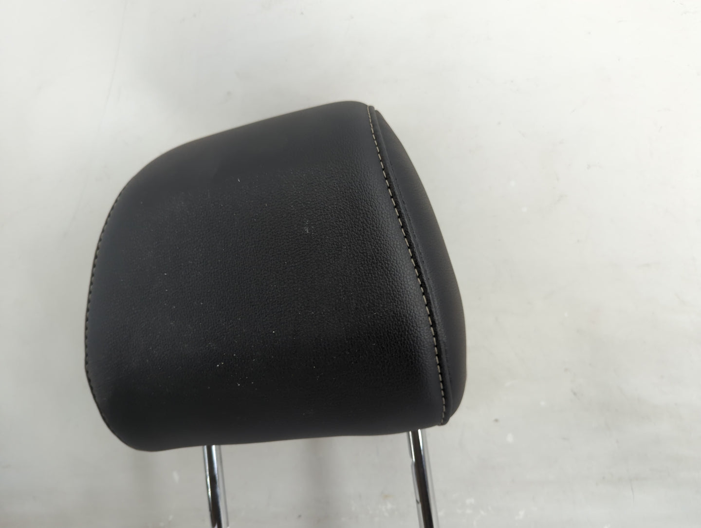 2017 Ford Fusion Headrest Head Rest Rear Seat Fits OEM Used Auto Parts - Oemusedautoparts1.com