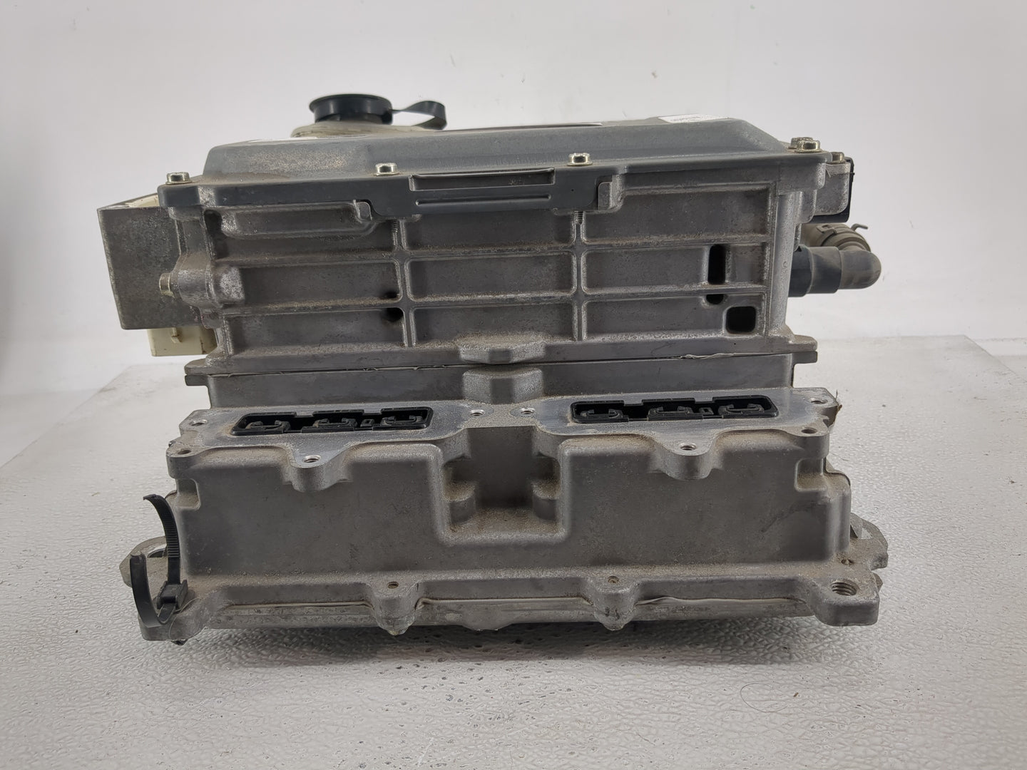 2013-2020 Ford Fusion Hybrid DC Synergy Drive Power Inverter P/N:HG98-7B012-JA Fits Fits 2013 2014 2015 2016 2017 2018 2019 