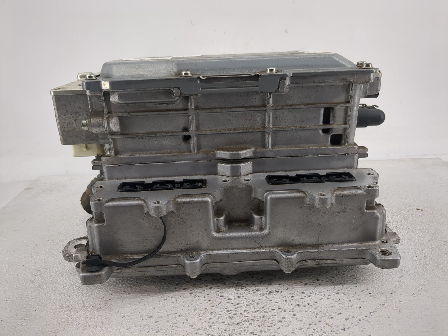2013-2020 Ford Fusion Hybrid DC Synergy Drive Power Inverter P/N:HG98-7B012-JA Fits Fits 2013 2014 2015 2016 2017 2018 2019 