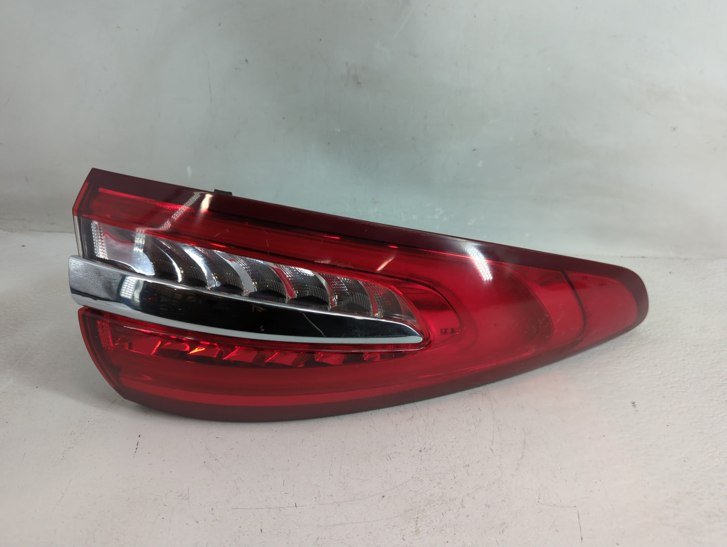 2017-2020 Ford Fusion Tail Light Assembly Driver Left OEM P/N:HS73-13405-AC Fits Fits 2017 2018 2019 2020 OEM Used Auto Part