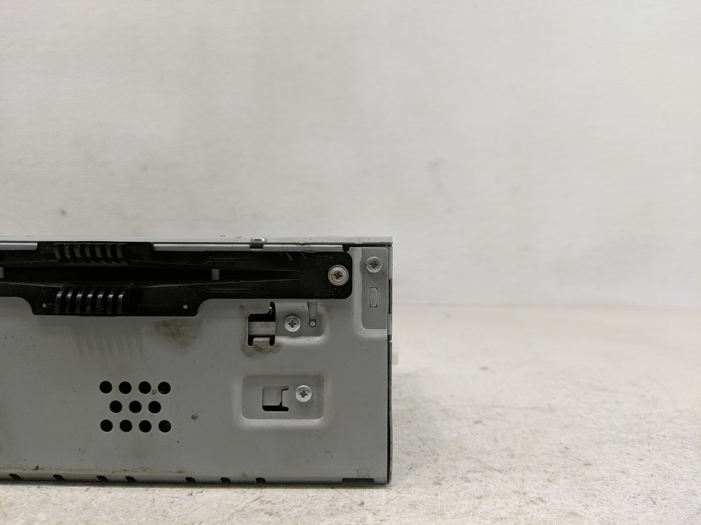 2017 Ford Fusion Radio AM FM Cd Player Receiver Replacement P/N:HS7T-19C107-YE Fits OEM Used Auto Parts - Oemusedautoparts1.