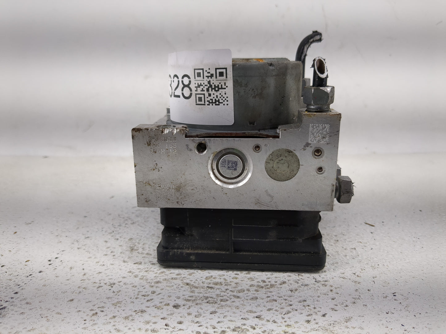 2017-2018 Ford Fusion ABS Pump Control Module Replacement P/N:HG9C-2B373-AH Fits Fits 2017 2018 OEM Used Auto Parts - Oemuse