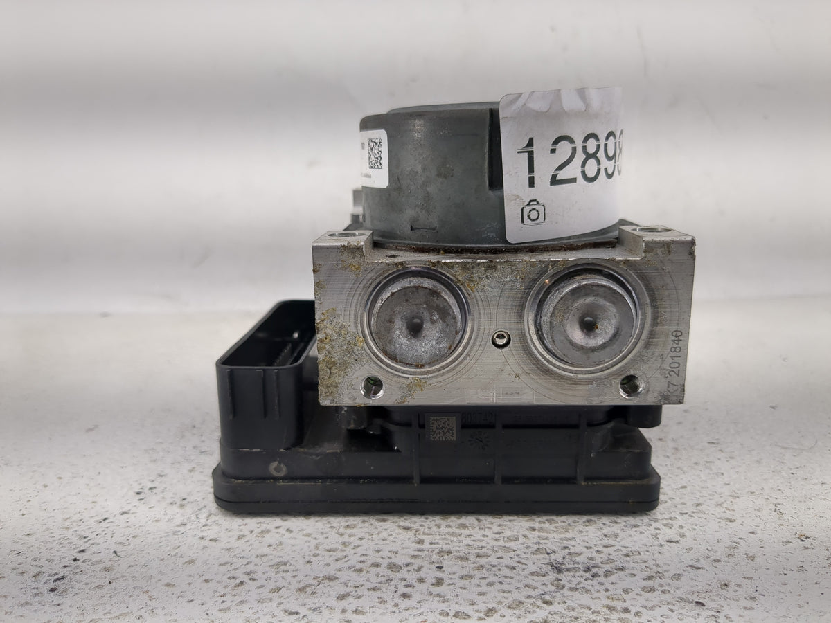 2017-2018 Ford Fusion Anti-Lock Brake ABS Pump Module Actuator OEM P/N:HG9C-2B373-BF Fits Fits 2017 2018 OEM Used Auto Parts