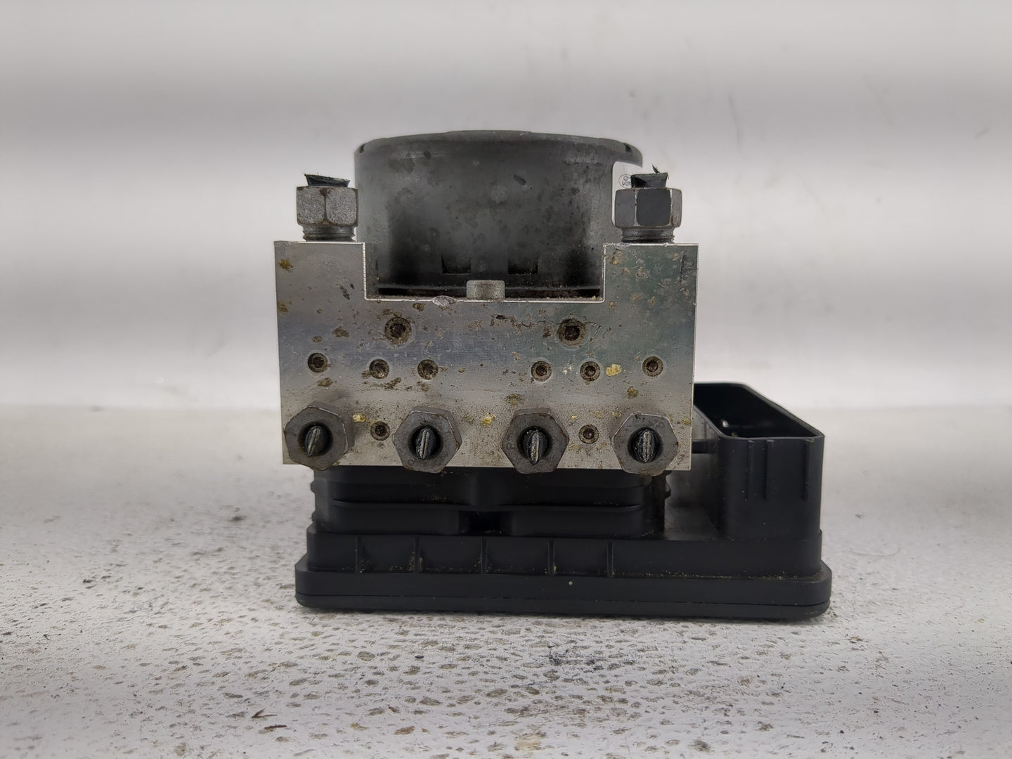 2017-2018 Ford Fusion ABS Pump Control Module Replacement P/N:HG9C-2B373-BG Fits Fits 2017 2018 OEM Used Auto Parts - Oemuse