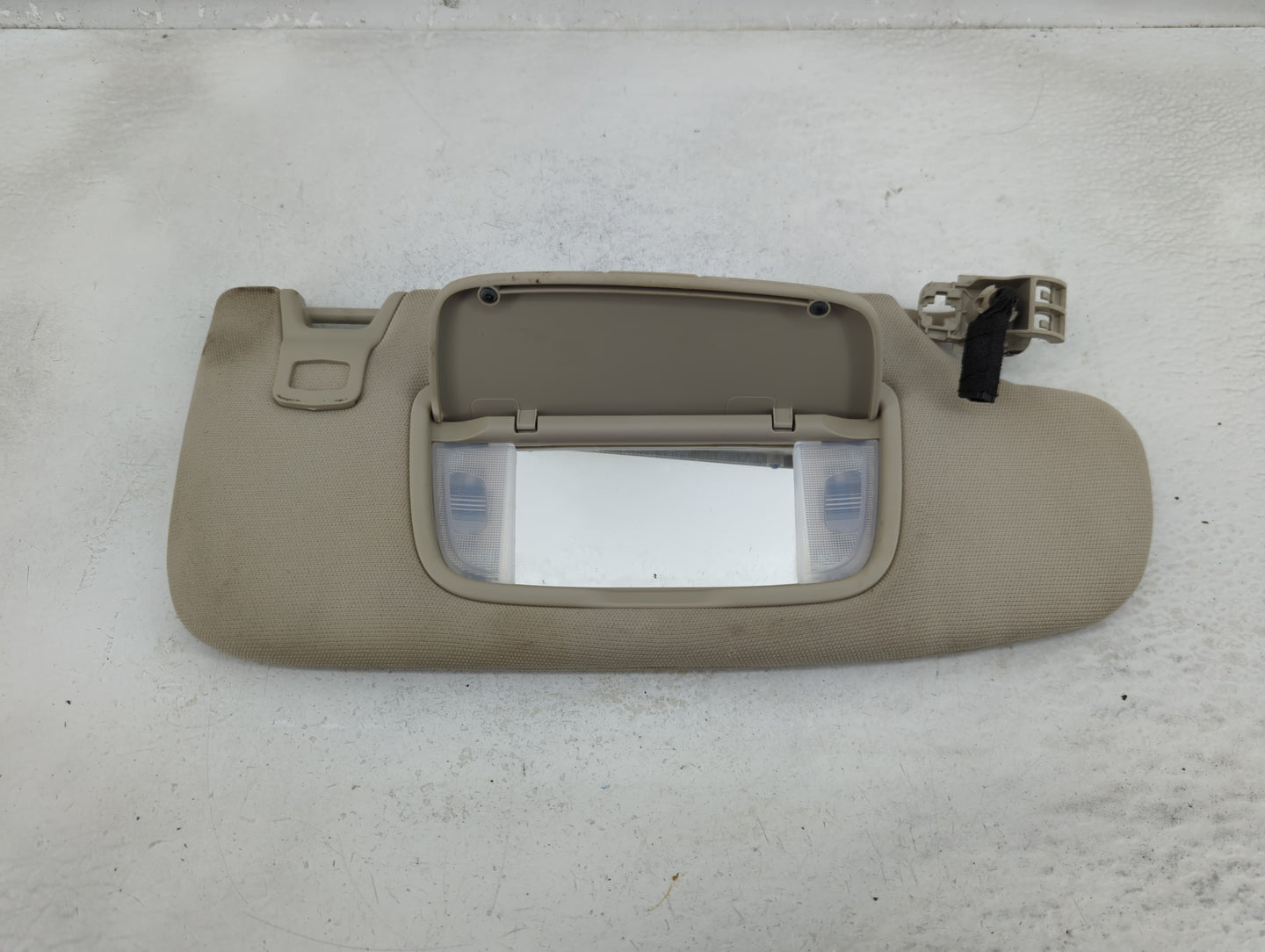 2017-2020 Ford Fusion Sun Visor Shade Replacement Passenger Right Mirror Fits Fits 2017 2018 2019 2020 OEM Used Auto Parts -