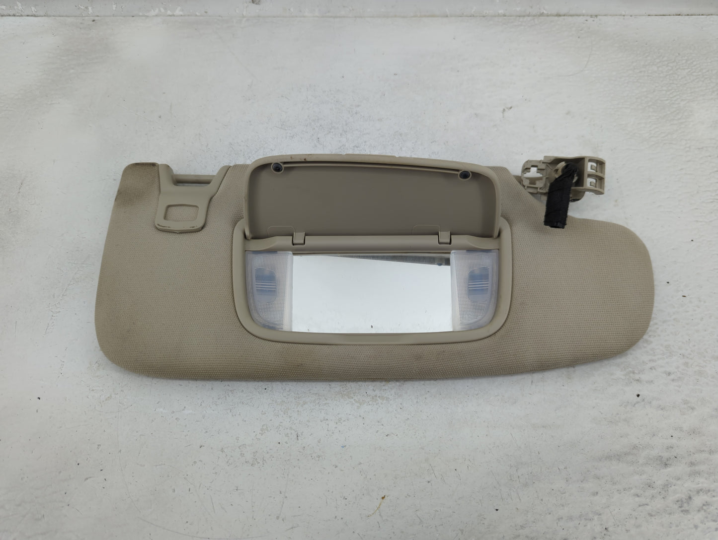2017-2020 Ford Fusion Sun Visor Shade Replacement Passenger Right Mirror Fits Fits 2017 2018 2019 2020 OEM Used Auto Parts -