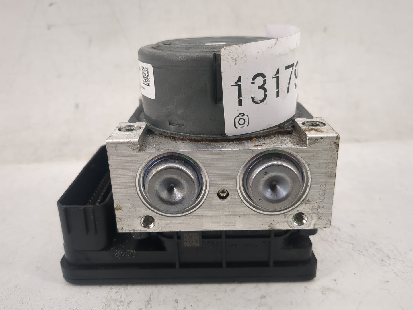 2017-2018 Ford Fusion ABS Pump Control Module Replacement P/N:HG9C-2B373-BG HG9C-2C219-LG Fits Fits 2017 2018 OEM Used Auto 