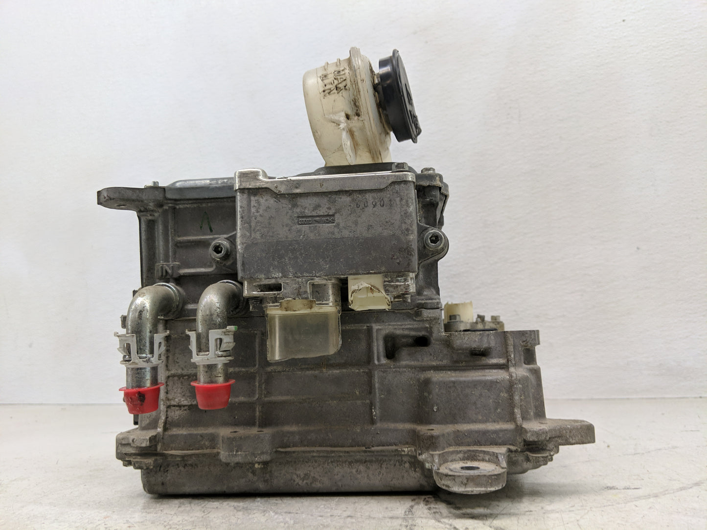 2013 Fusion Ac Dc Power Control Module Accessory Computer Power Inverter - Oemusedautoparts1.com