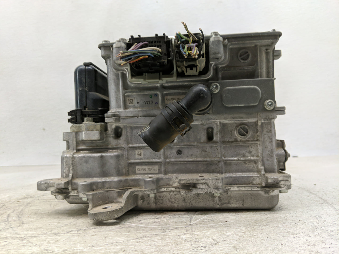 2013 Fusion Ac Dc Power Control Module Accessory Computer Power Inverter - Oemusedautoparts1.com