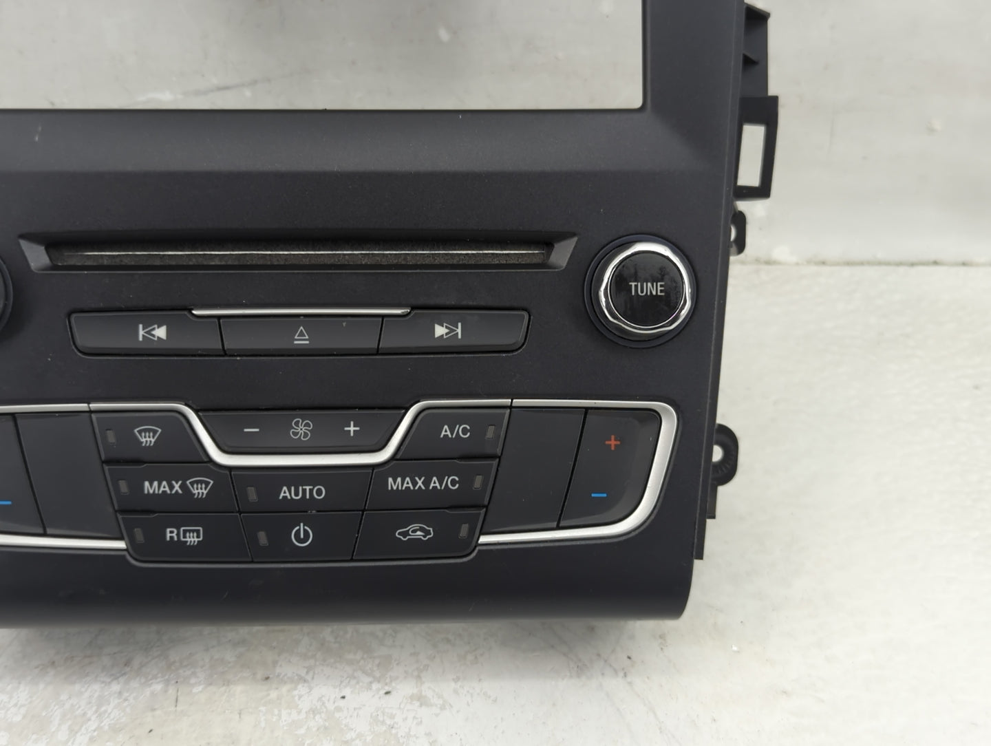 2017-2017 Ford Fusion Radio Control Panel - Oemusedautoparts1.com