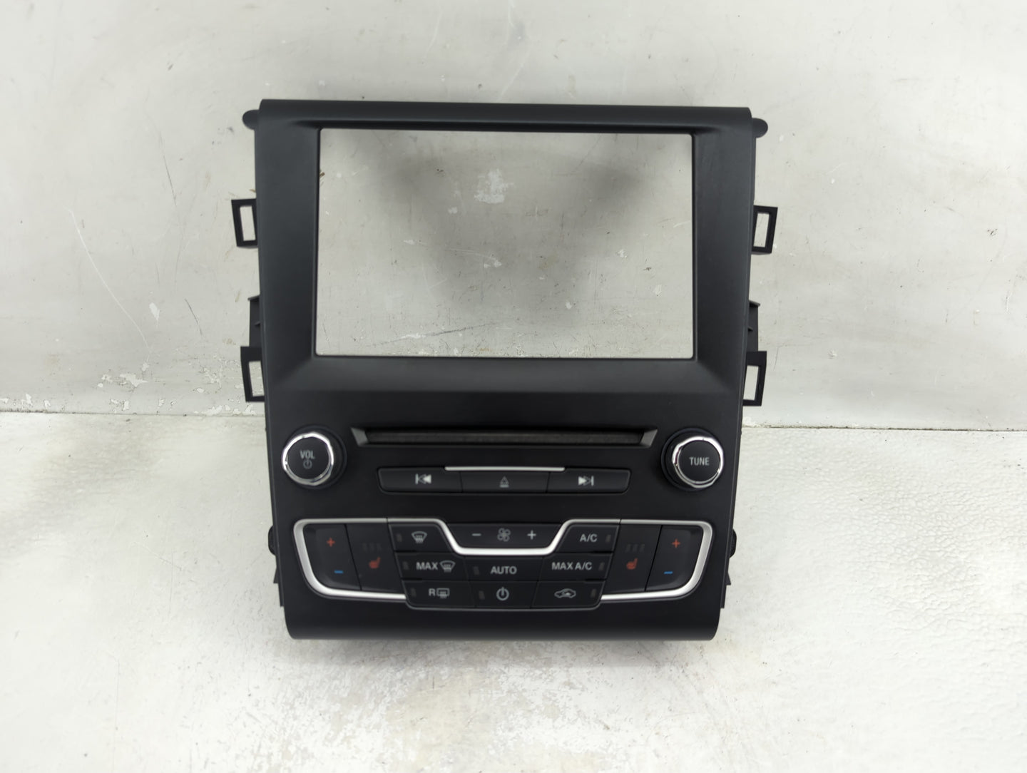 2017-2020 Ford Fusion Radio Control Panel - Oemusedautoparts1.com