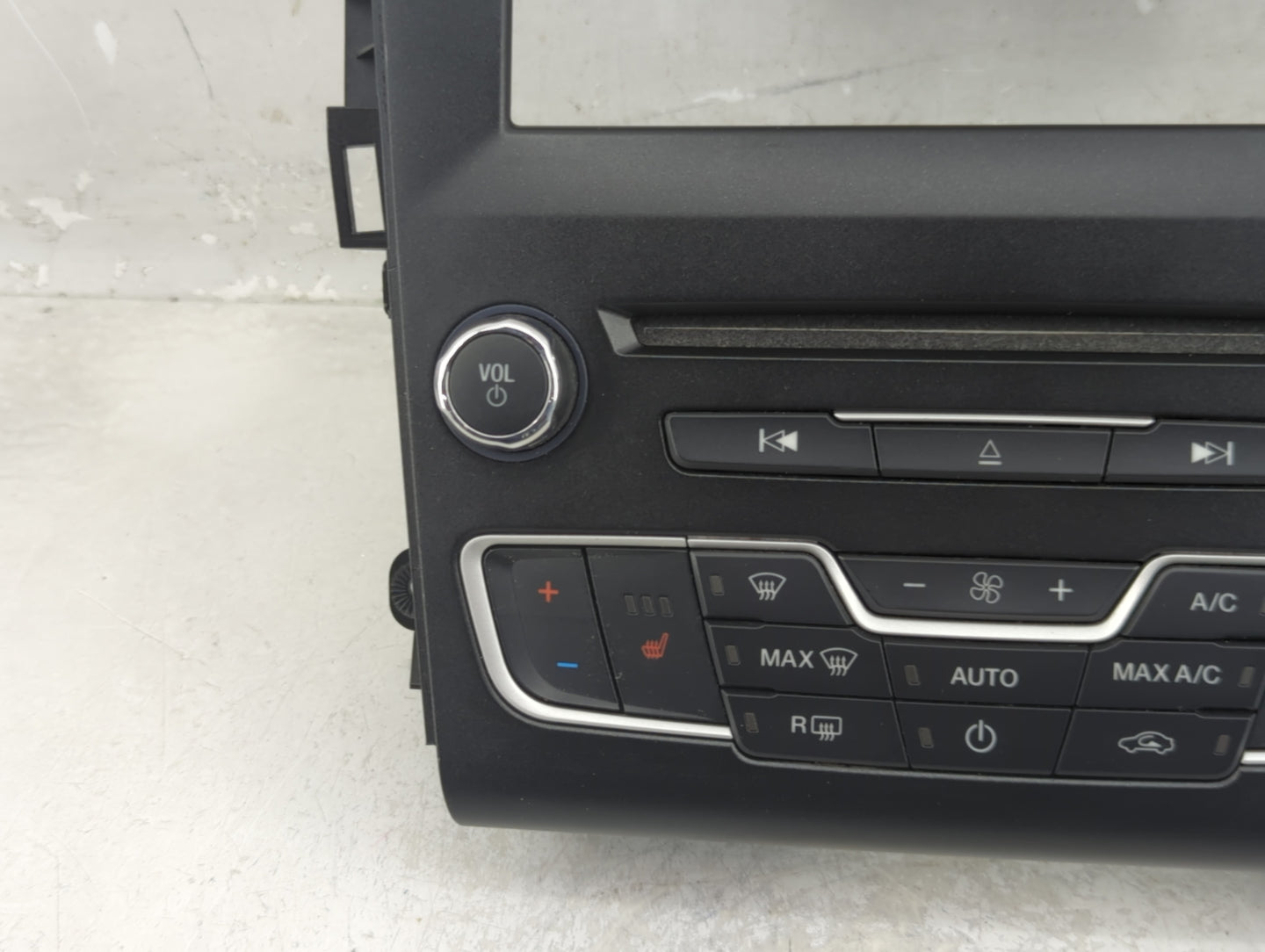 2017-2020 Ford Fusion Radio Control Panel - Oemusedautoparts1.com