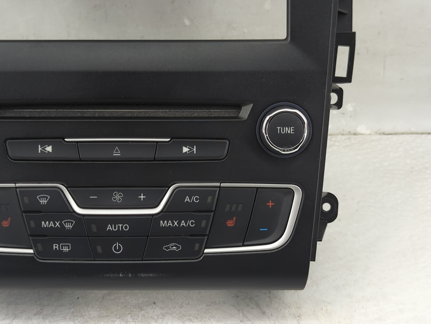 2017-2020 Ford Fusion Radio Control Panel - Oemusedautoparts1.com