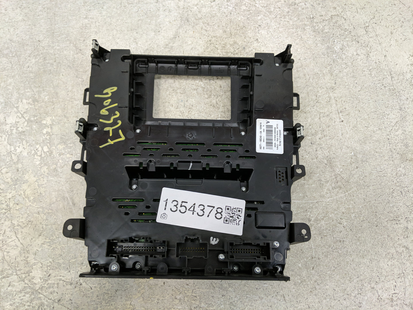 2017-2020 Ford Fusion Radio Control Panel - Oemusedautoparts1.com