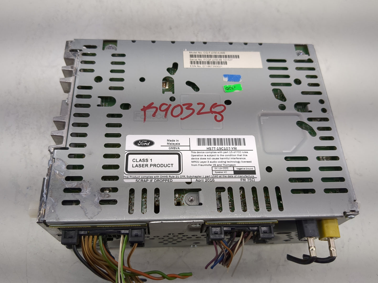 2017 Ford Fusion Radio AM FM Cd Player Receiver Replacement P/N:HS7T-19C107-YM HS7T-19C107-YE Fits OEM Used Auto Parts - Oem