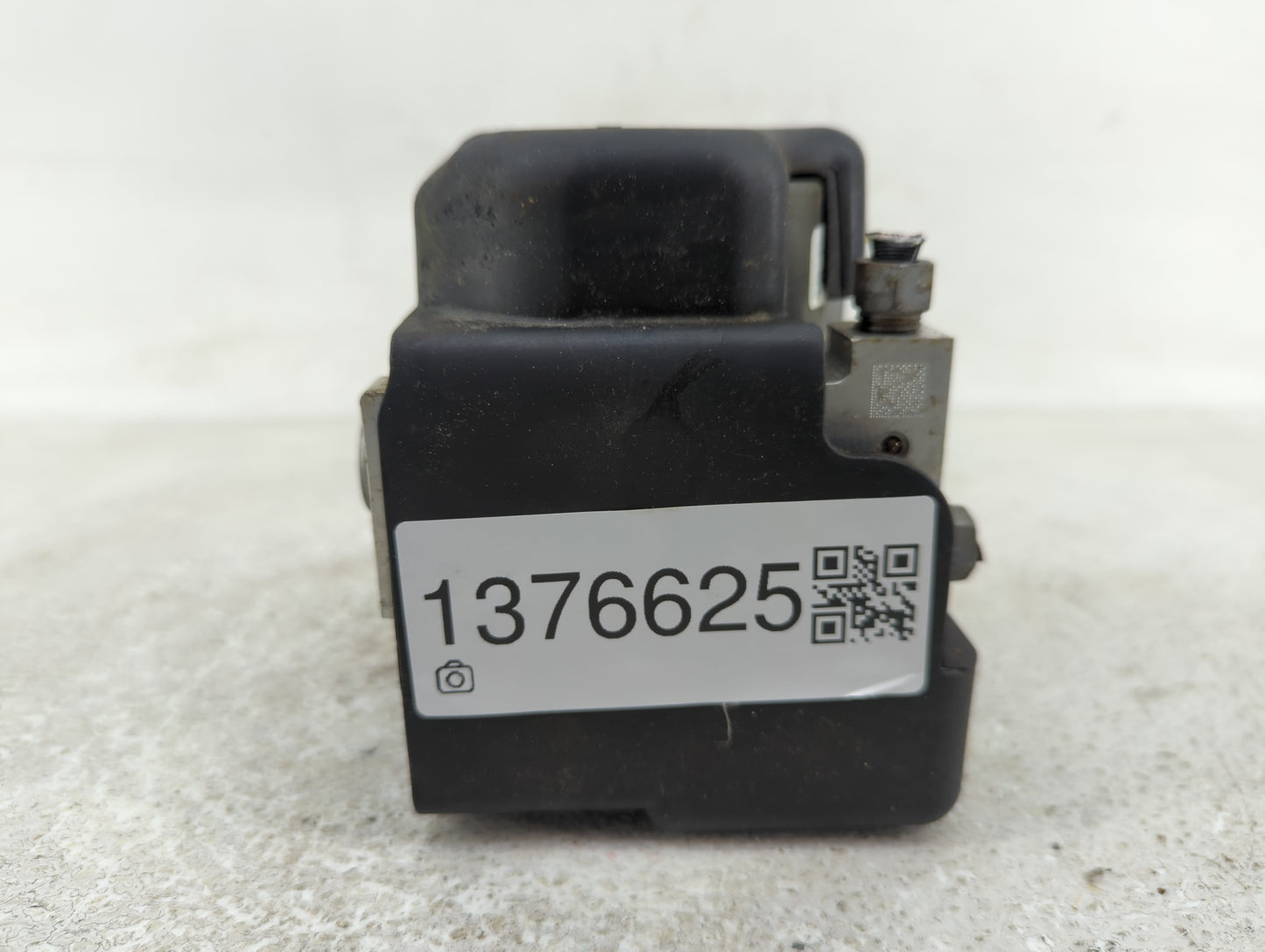 2017-2018 Ford Fusion ABS Pump Control Module Replacement Fits Fits 2017 2018 OEM Used Auto Parts - Oemusedautoparts1.com