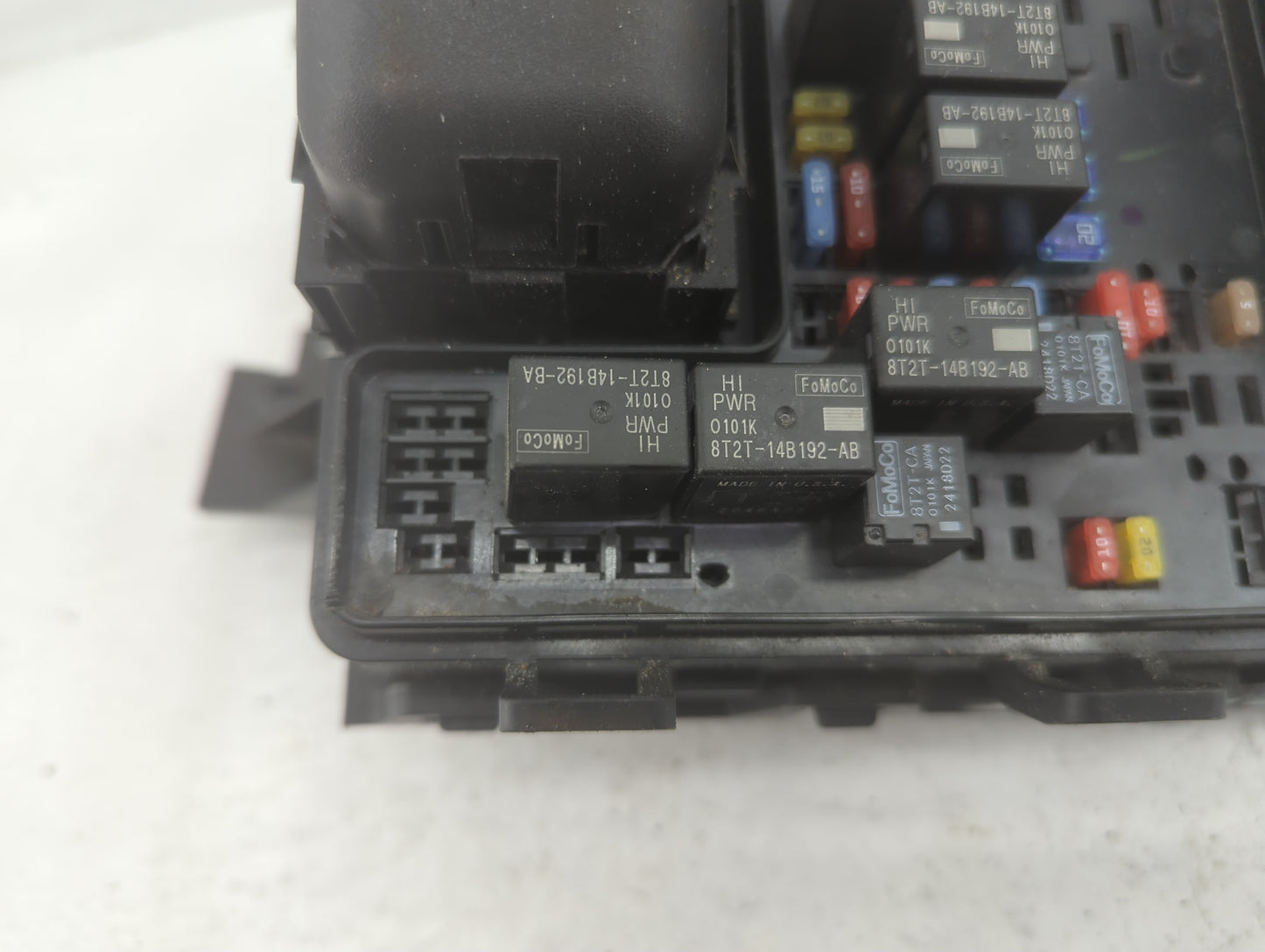 2017-2020 Ford Fusion Fusebox Fuse Box Panel Relay Module P/N:G2GT14A075AA HG9T-12A581-ABH Fits Fits 2017 2018 2019 2020 OEM