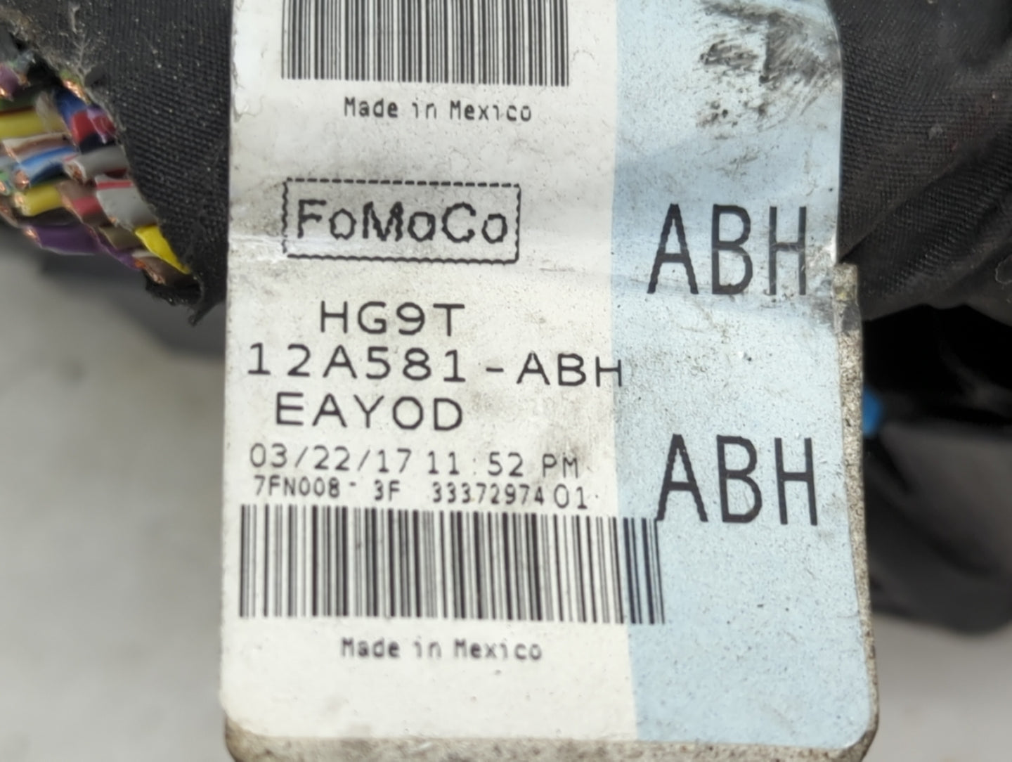 2017-2020 Ford Fusion Fusebox Fuse Box Panel Relay Module P/N:HG9T-12A581-ABH Fits Fits 2017 2018 2019 2020 OEM Used Auto Pa