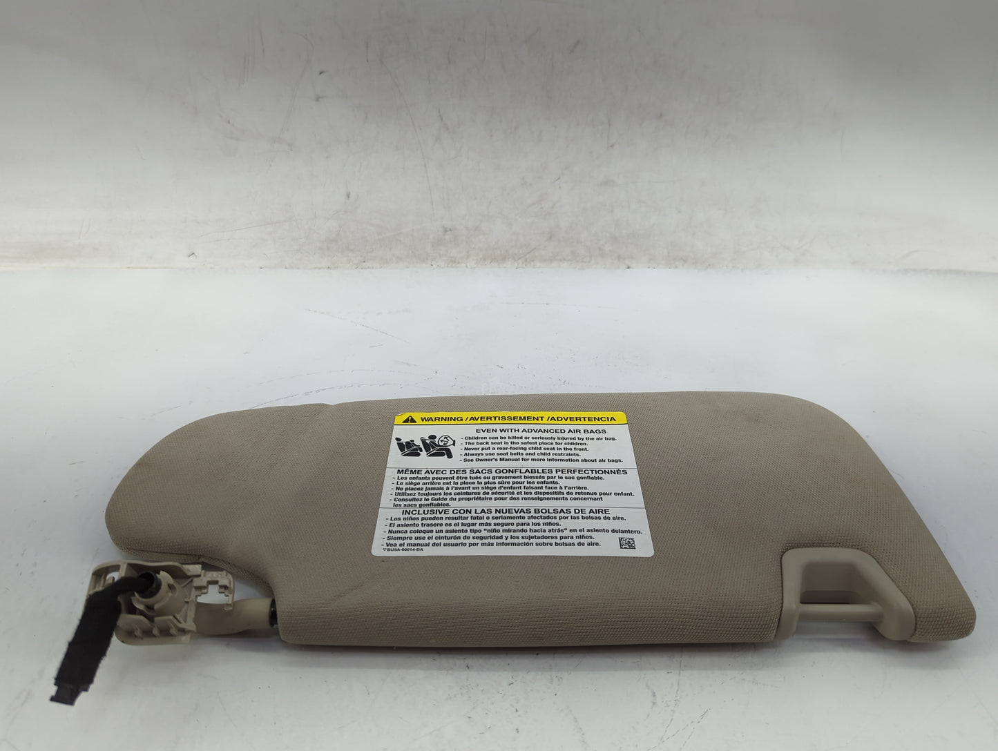 2017-2020 Ford Fusion Sun Visor Shade Replacement Driver Left Mirror Fits Fits 2017 2018 2019 2020 OEM Used Auto Parts - Oem