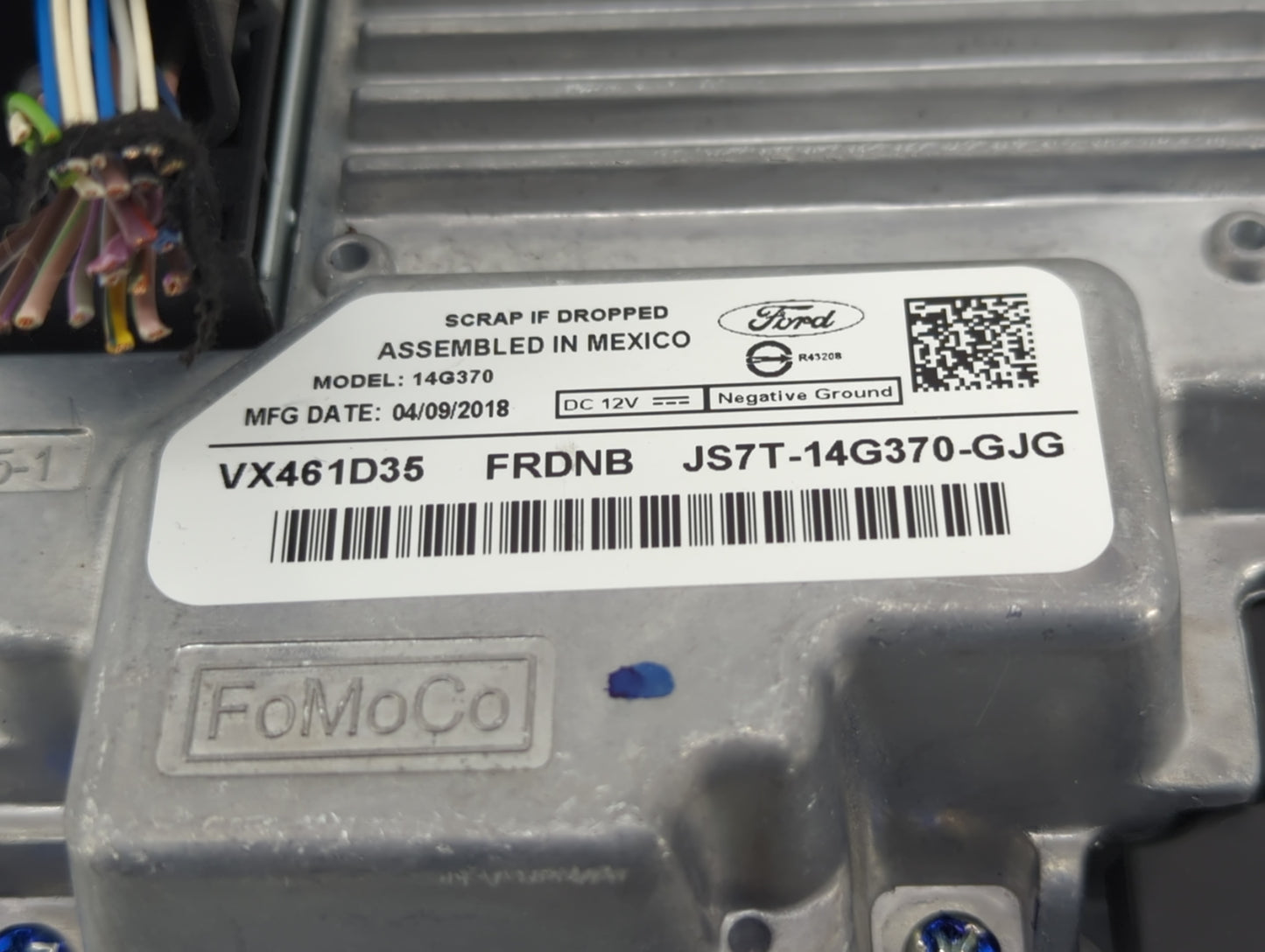 2017-2020 Ford Fusion Information Display Screen - Oemusedautoparts1.com
